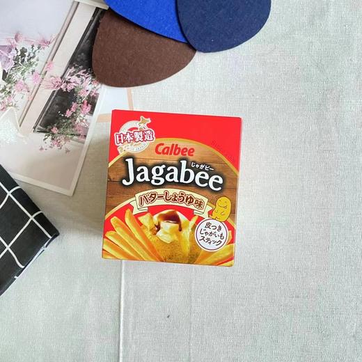Calbee牌Jagabee黄油酱油味薯条（膨化食品） 商品图0