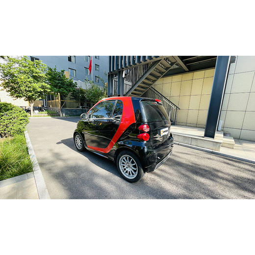 smart fortwo 1.0 MHD 硬顶舒适版 【长租-北京】 商品图5