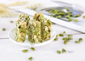 八财豆椰香坚果酥糖南瓜仁奇亚籽酥糖休闲小零食100g