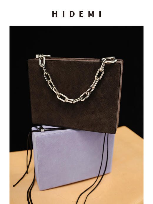 HIDEMI 经典进⼝麂⽪可拆卸双肩带box⾖腐包中号/附送金属可拆卸包链
棕⾊/雾紫⾊ 商品图5