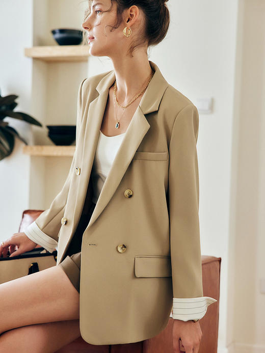 OLrain法式卡其色西装外套女早秋2022新款宽松简约开叉假两件上衣 商品图1