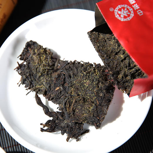 【特惠】中茶流金岁月手筑伏砖黑茶100g/盒 商品图1