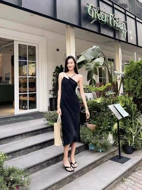 LCM｜Midnight Romance Dress [ 细带长裙 真丝 or 铜氨丝版本 ] 【定制尺码加收10%定制费】