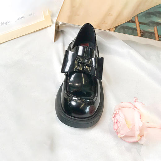 Westory22年秋季新款一脚蹬英伦风复古小皮单鞋厚底真皮乐福鞋72081 商品图1