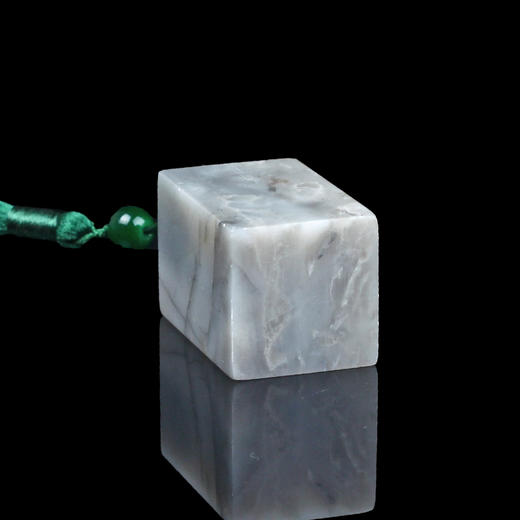 孤品012919:昌化石牛角冻博古坛钮方章-2.4*2.4*5.2cm 商品图4