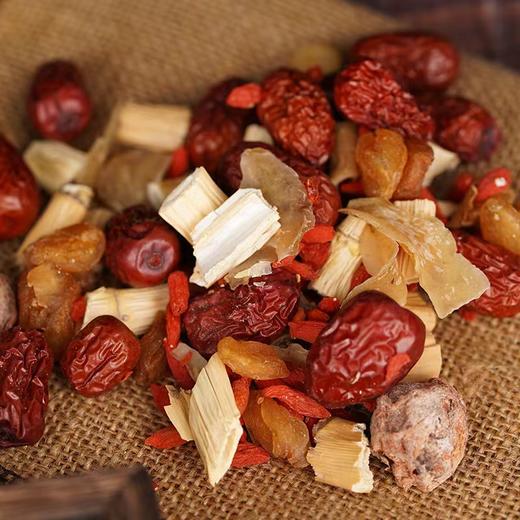 新品    小吊梨汤    雪梨银耳羹  枸杞红枣原材料 煲汤料包 商品图1