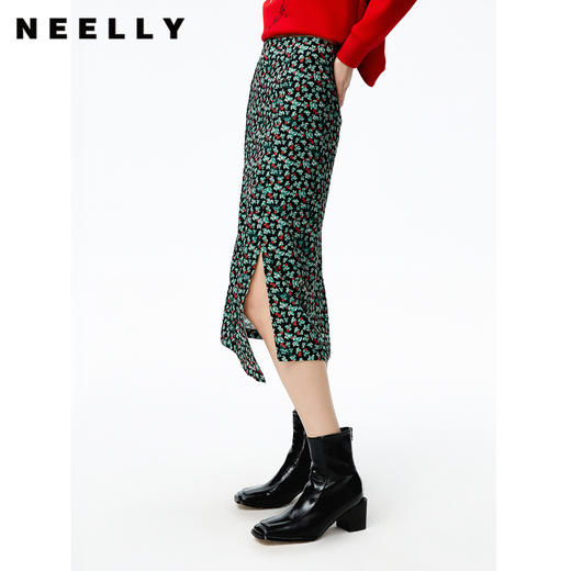 NEELLY纳俪商场同款2022秋季新款碎花半身裙女斜开叉高腰A字裙潮N22082E01088 商品图3