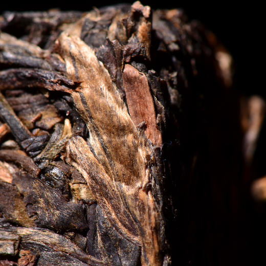 班章金针！2006年班章有机生态茶王砖！纯芽尖一等高级品！一泡满嘴甜！250克/砖！ 商品图3