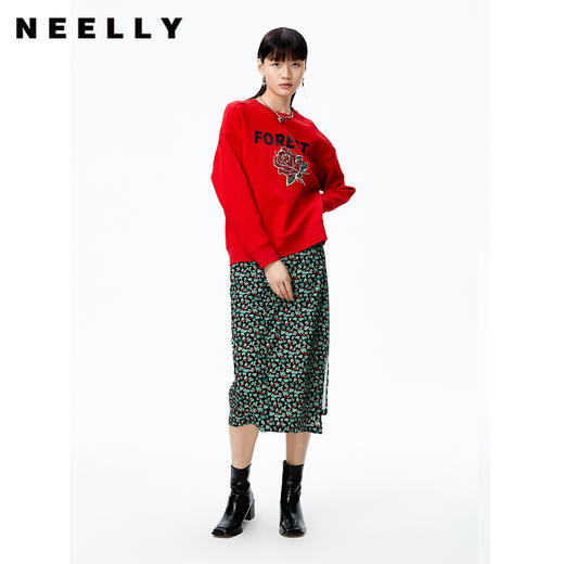 NEELLY纳俪商场同款2022秋季新款碎花半身裙女斜开叉高腰A字裙潮N22082E01088 商品图1