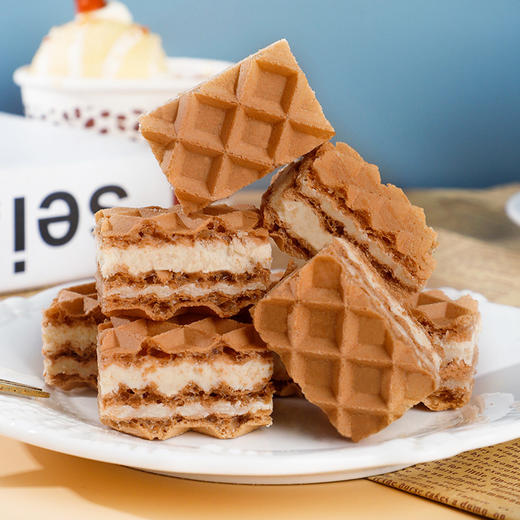 满格华夫小魔方威化饼108克*2盒 商品图2