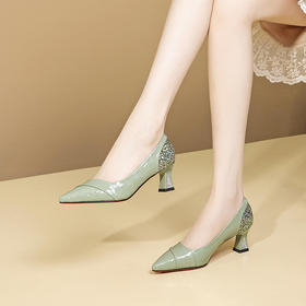 OLD-GLS428aa新款时尚气质漆皮尖头粗跟浅口高跟鞋