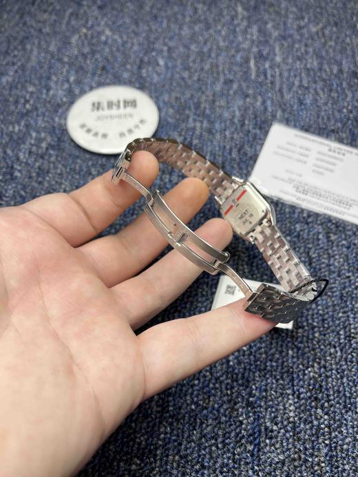 卡地亚Panthère de Cartier猎豹系列腕表 小号22X30mm 商品图7