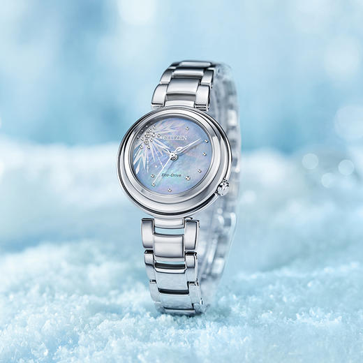 西铁城/CITIZEN冰雪奇缘迪士尼IP联名款光动能时尚女表EM0580-58N 商品图3