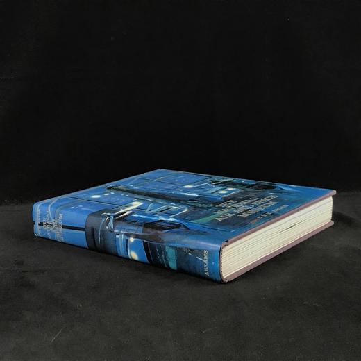 美国国家航空航天博物馆图集（1980） 300幅插图（241幅彩色） 精装大16开 商品图1