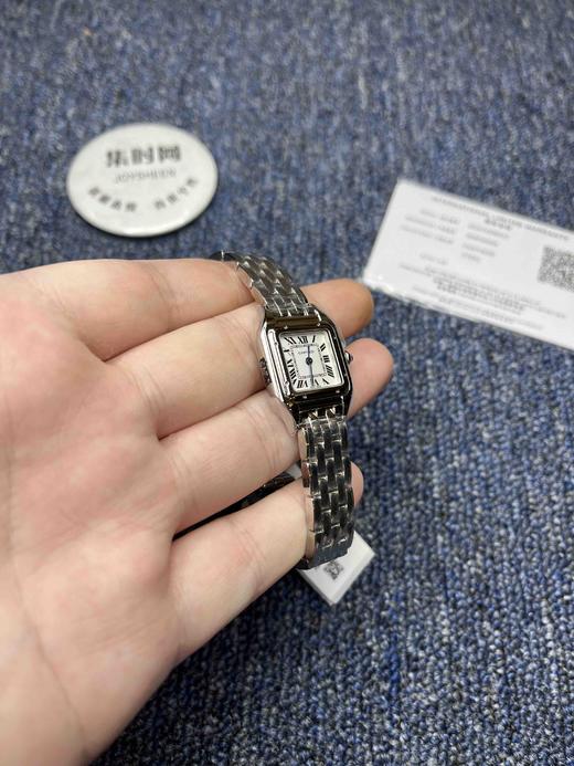 卡地亚Panthère de Cartier猎豹系列腕表 小号22X30mm 商品图2