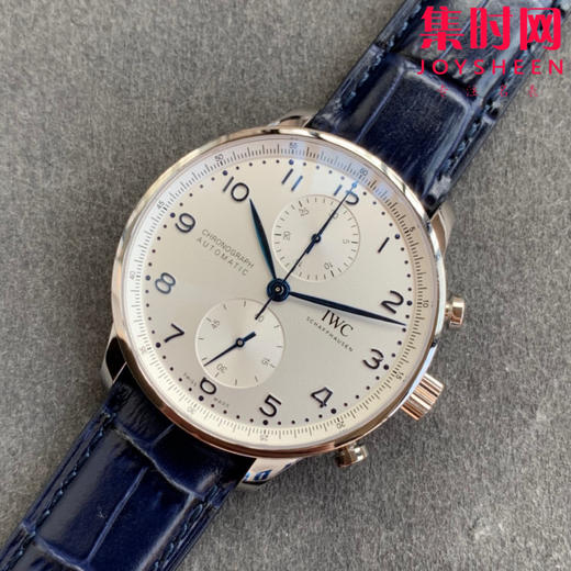 ZF新品zui高版本 IWC万国表葡萄牙系列葡计IW371605腕表（新款葡计） 
【精彩细节】
1.精致背透，机芯可一览无余
2.新版表扣设计更加舒适精妙 商品图8