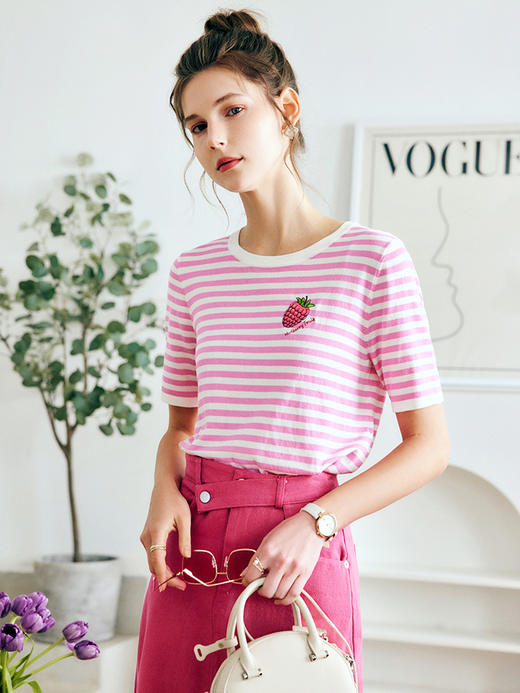 OLrain法式粉色条纹针织衫女夏季2022年新款减龄刺绣甜美冰爽小衫 商品图3