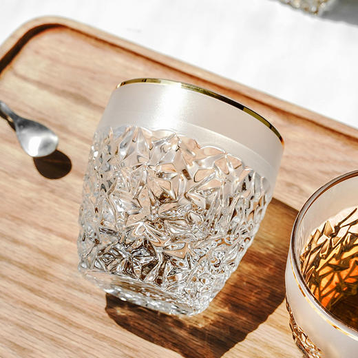 捷克进口BOHEMIA磨砂金边手工描金威士忌酒杯 商品图2
