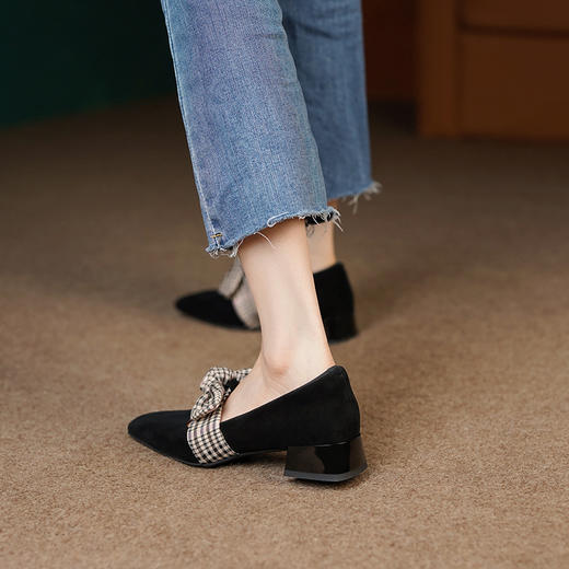 2022秋季粗跟方头浅口复古单鞋大码低跟鞋RB-C8570 商品图3