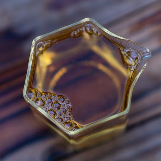 觅松风 白牡丹 福鼎白茶磻溪湖林山场 2021年/2022年
清雅花香 藏茶密室推荐收藏 商品图4