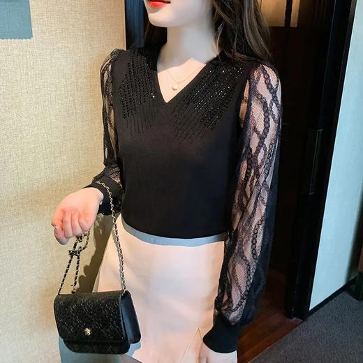 2022秋装新款泡泡袖蕾丝拼接设计感V领镶钻打底衫 TYL1893 商品图3