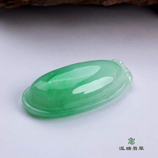 派瑞翡翠 翡翠挂件 糯种 绿色 商品图3