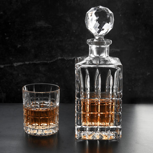 【特惠6折】捷克进口BOHEMIA外交官威士忌酒具套装一樽六杯 商品图2