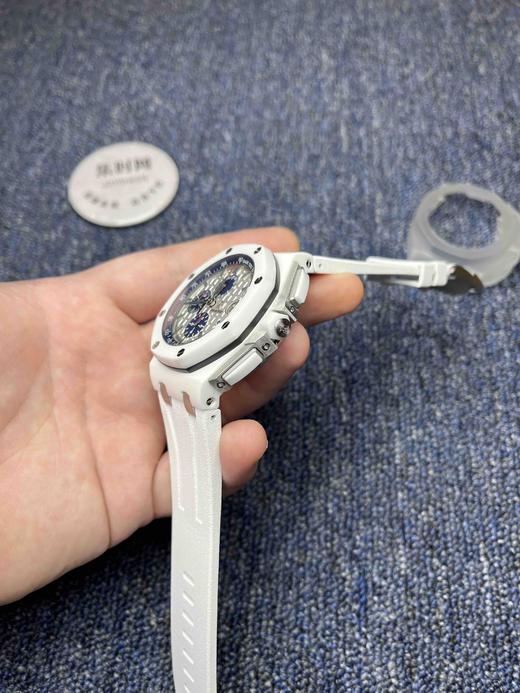 ​AP爱彼 AP26402CB 皇家橡树离岸 白陶瓷 44毫米直径 商品图4