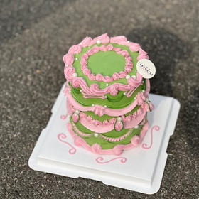 春日氛围感 · 奶油霜蛋糕