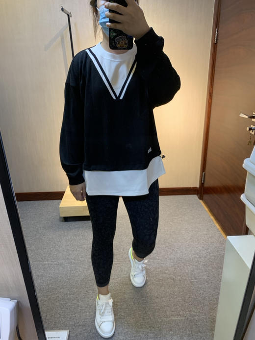 水淼2022秋新品假两件超显瘦假V领百搭针织衫爆款5125 商品图4