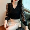 2022秋装新款泡泡袖蕾丝拼接设计感V领镶钻打底衫 TYL1893 商品缩略图6