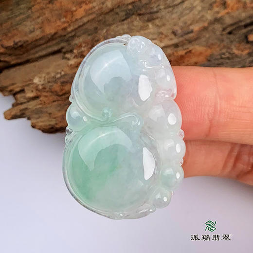 派瑞翡翠 翡翠挂件 糯种 飘绿花 商品图2