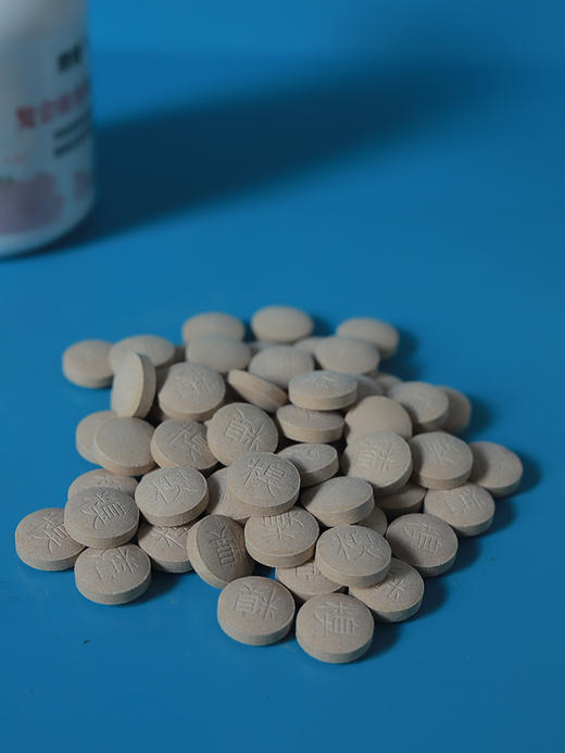 糗糗 猫犬通用复合维生素片-100片/瓶 商品图2