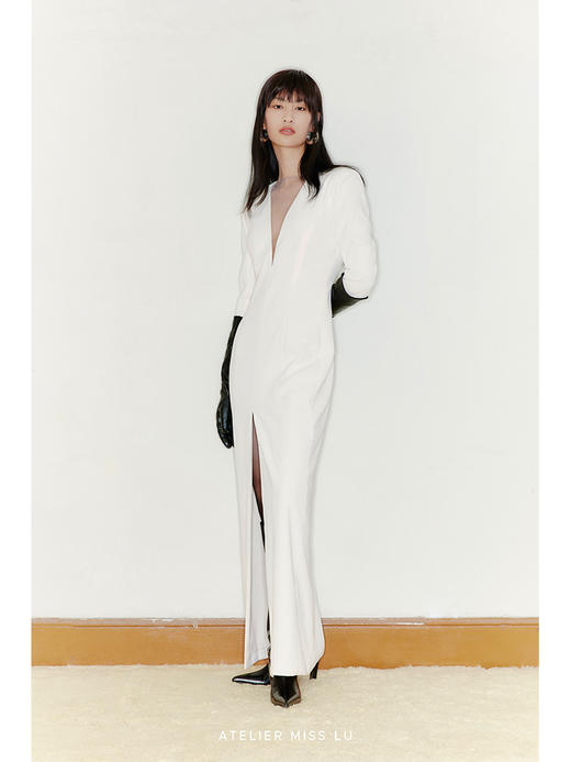 【雅典娜】弧形深V薄纱拼接垫肩前开衩长裙/220000010B 商品图0