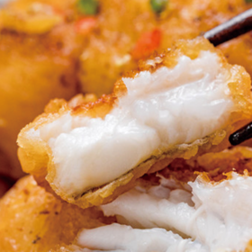  吃起来像炸鲜奶一样，咬上一口，外皮焦酥，内心柔滑、绵软！ 