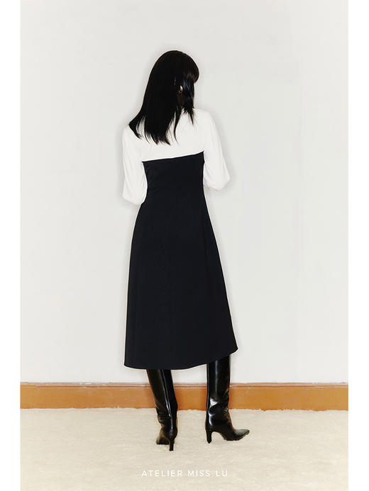 【马蹄莲】弧形立体拼接收腰A字过膝连衣裙/22000046 商品图3