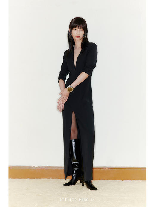 【宙斯】弧形深V薄纱拼接垫肩前开衩长裙/220000010A 商品图0