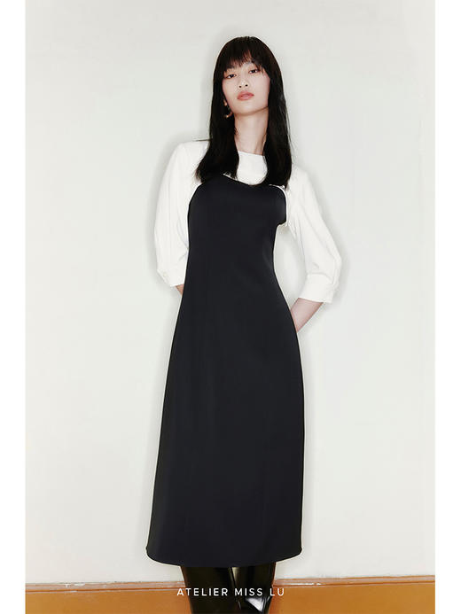 【马蹄莲】弧形立体拼接收腰A字过膝连衣裙/22000046 商品图1