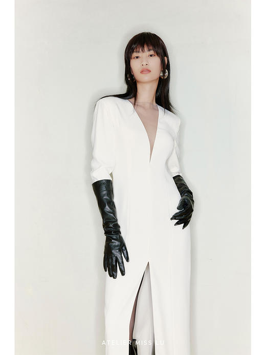 【雅典娜】弧形深V薄纱拼接垫肩前开衩长裙/220000010B 商品图1