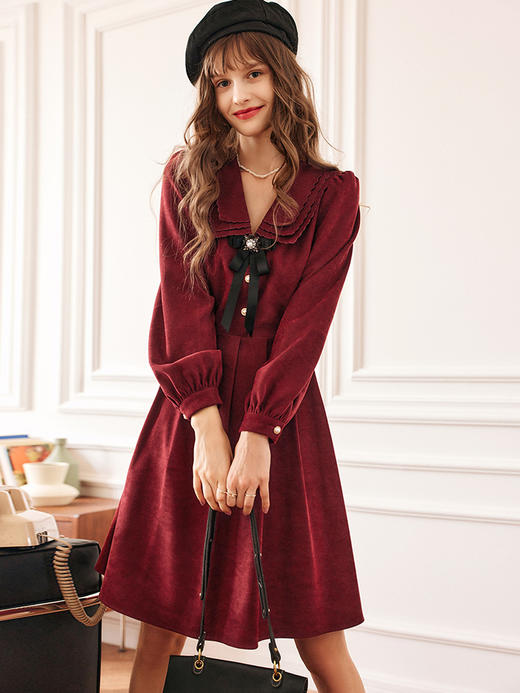 OLrain法式红色连衣裙女早秋2022新款气质显瘦甜美娃娃领设计感裙 商品图3