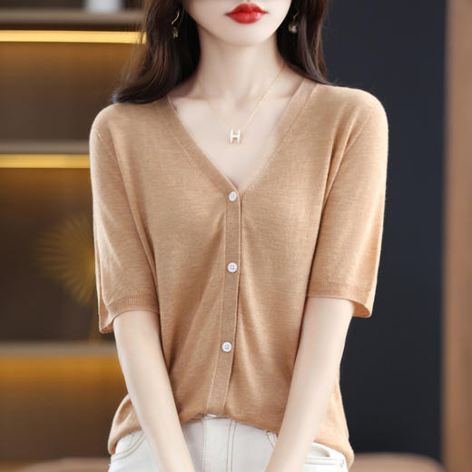 QHJY-JY22105女装夏季新款中袖打底针织衫外套薄款半袖v领羊毛开衫宽松衣 商品图7