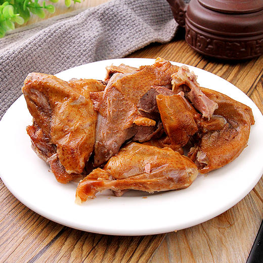 【德州美食】 凤起五香乳鸽200g*3袋  肉质美味鲜香 肉感紧实 商品图1