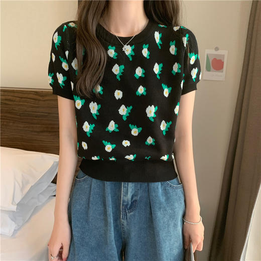 夏款2022年韩版洋气复古设计感小众花朵提花薄款针织衫短款上衣女 商品图3