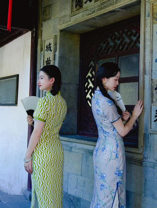 荷言GL旧时闺秀 怀明 复古筒子领+水波纹秋香绿气质日常改良旗袍 商品图2