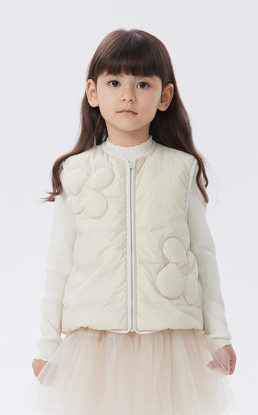 江南布衣童  22年秋款  无袖马甲合身羽绒马甲  1M8C12130 商品图4