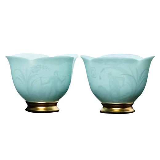 贵州茅台酒 2022年茅台中秋礼盒 200ml*1瓶+瓷质茶具+卡通摆件 53度酱香型白酒 商品图5