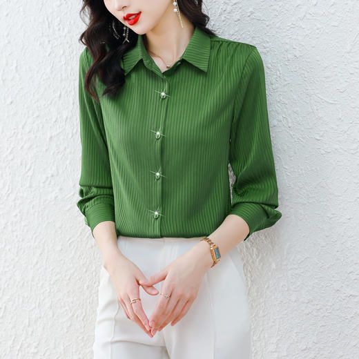 2022秋季新款细条纹衬衫女宽松显瘦上衣慵懒垂感不易皱雪纺衬衣AHMqym9766 商品图3