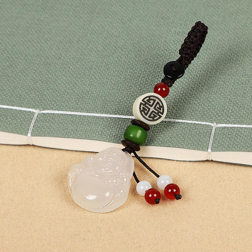 RL-xp57新款玉髓观音汽车钥匙扣挂件 商品图3