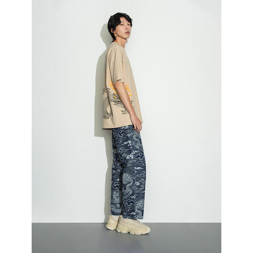 Lee宫廷文化“龙随型动”潮服22秋冬新品舒适男短袖T恤LMT0036384DR00F97W000 商品图3