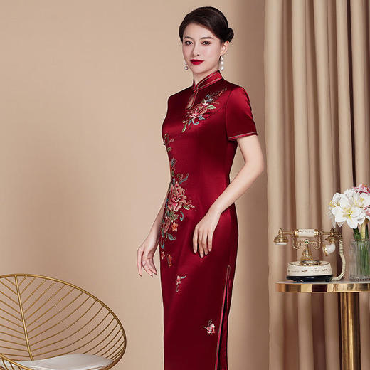 妈妈喜婆婆显年轻款改良修身旗袍，参加婚礼婚宴装WXGC2021031 商品图2
